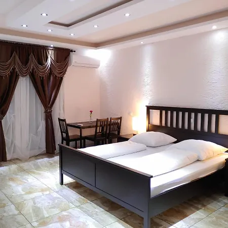 Babylon Am Europa-park 酒店 3*